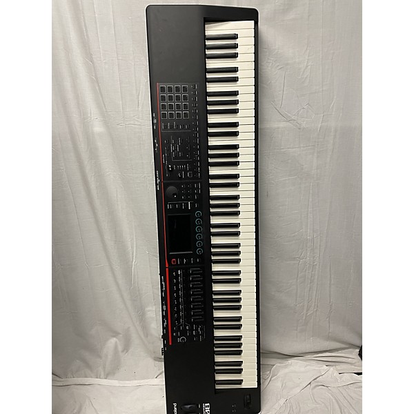 Used Roland Used Roland Fantom 08 Keyboard Workstation