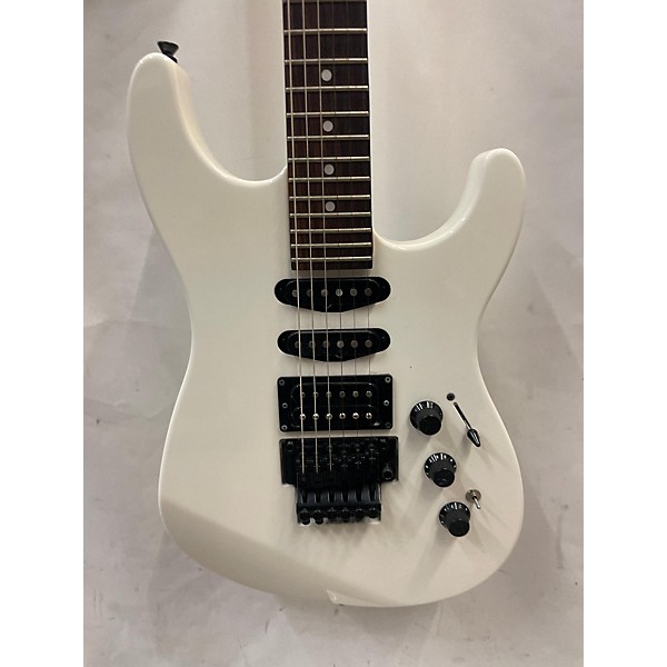 Used Fender Used Fender HM Heavy Metal Stratocaster Limited Edition Bright White Solid Body Electric Guitar