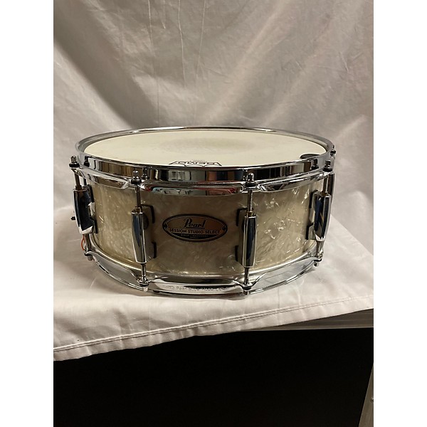 Used Pearl Used Pearl 5.5X14 Session Studio Select Snare Drum White