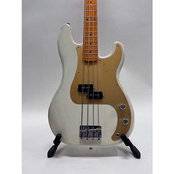 Used Fender Used Fender Classic Series '50s Precision Bass Lacquer White Electric Bass Guitar