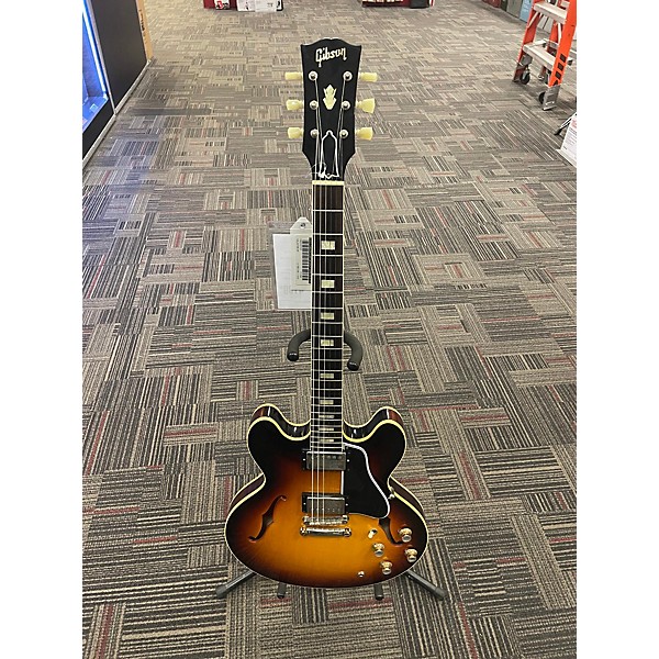 Used Gibson Used Gibson CUSTOM SHOP 64 REISSUE ES - 335 Tobacco Sunburst Hollow Body Electric Guitar