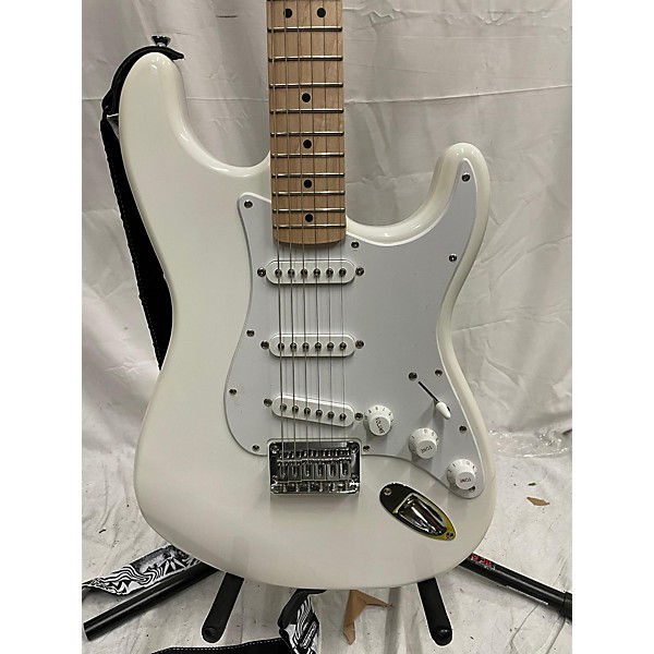 Used Squier Affinity Stratocaster Solid Body Electric Guitar