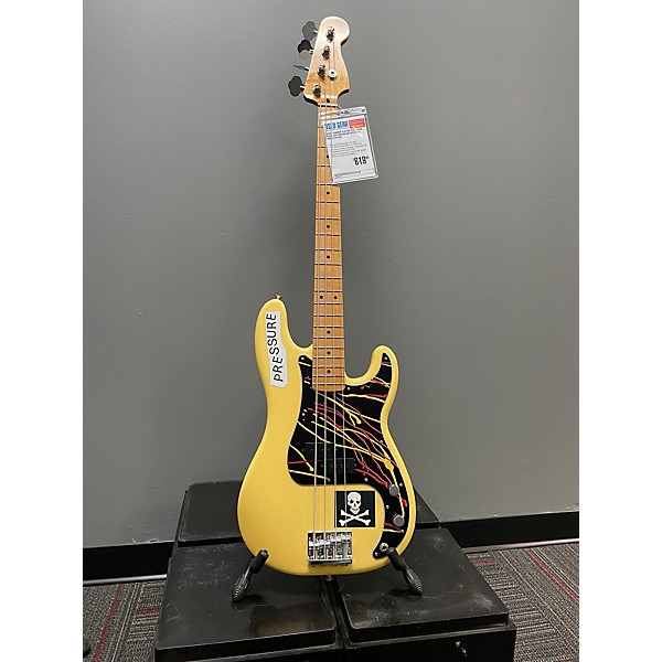 Used Fender Used Fender Player Precision Bass Buttercream Electric Bass Guitar