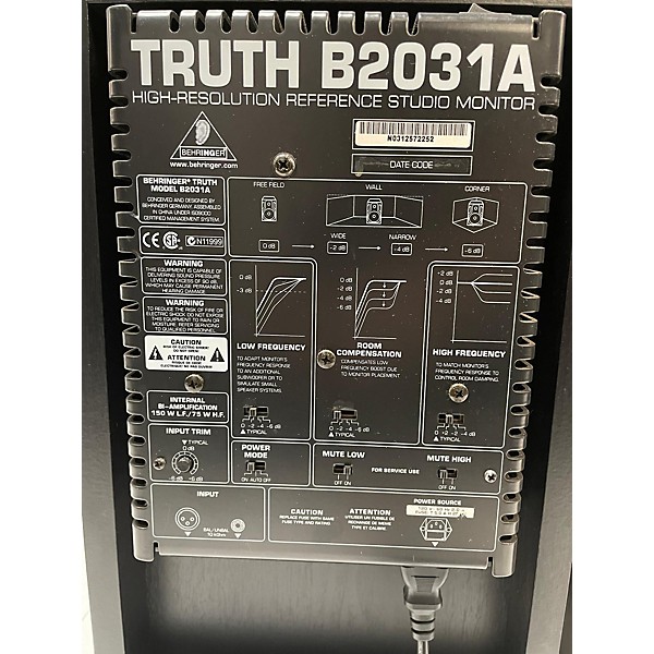 Used Behringer Truth B2031A Pair Powered Monitor