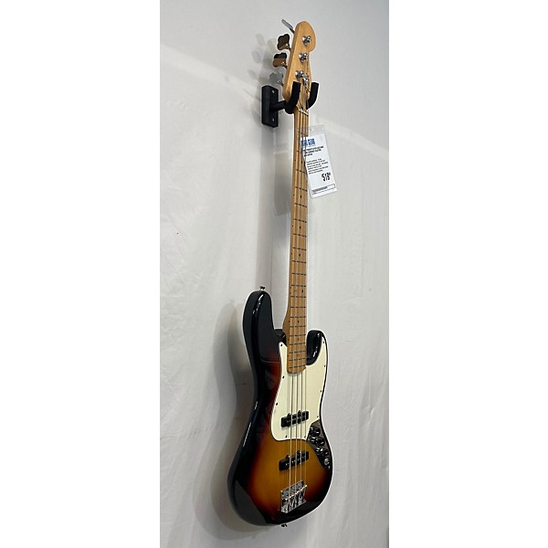 Used Fender Used Fender Player Jazz Bass 2 Tone Sunburst Electric Bass Guitar