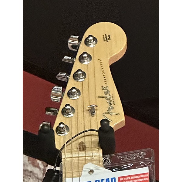 Used Fender Used Fender American Professional II Stratocaster Black And White Solid Body Electric Guitar