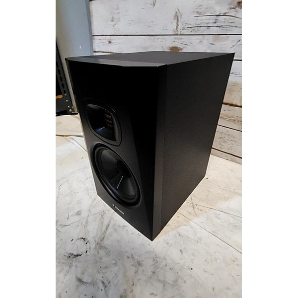 Used ADAM Audio Used ADAM Audio T7V Powered Monitor