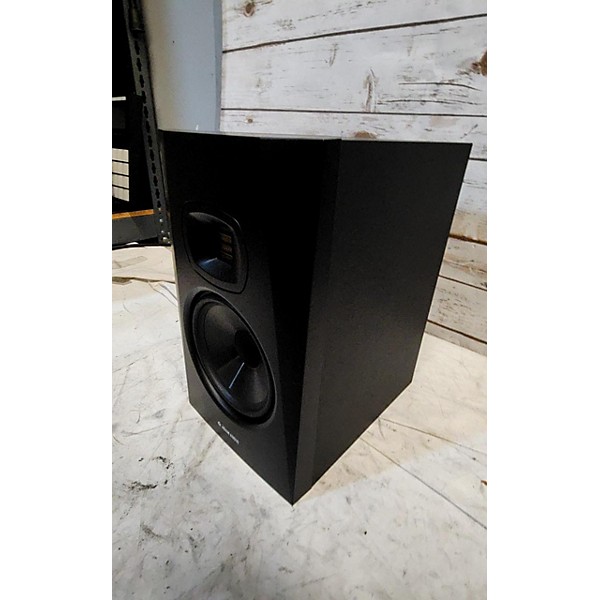 Used ADAM Audio Used ADAM Audio T7V Powered Monitor