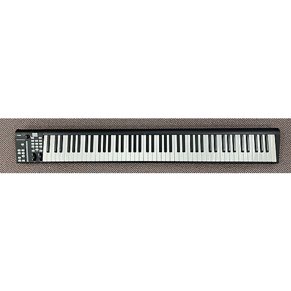 Used Icon Used Icon KEYBOARD 8x MIDI Controller