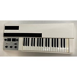 Used Mellotron Used Mellotron M4000d Synthesizer