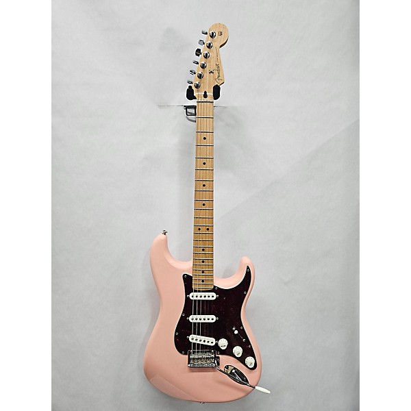 Used Fender Used Fender Player Stratocaster Shell Pink Solid Body Electric Guitar