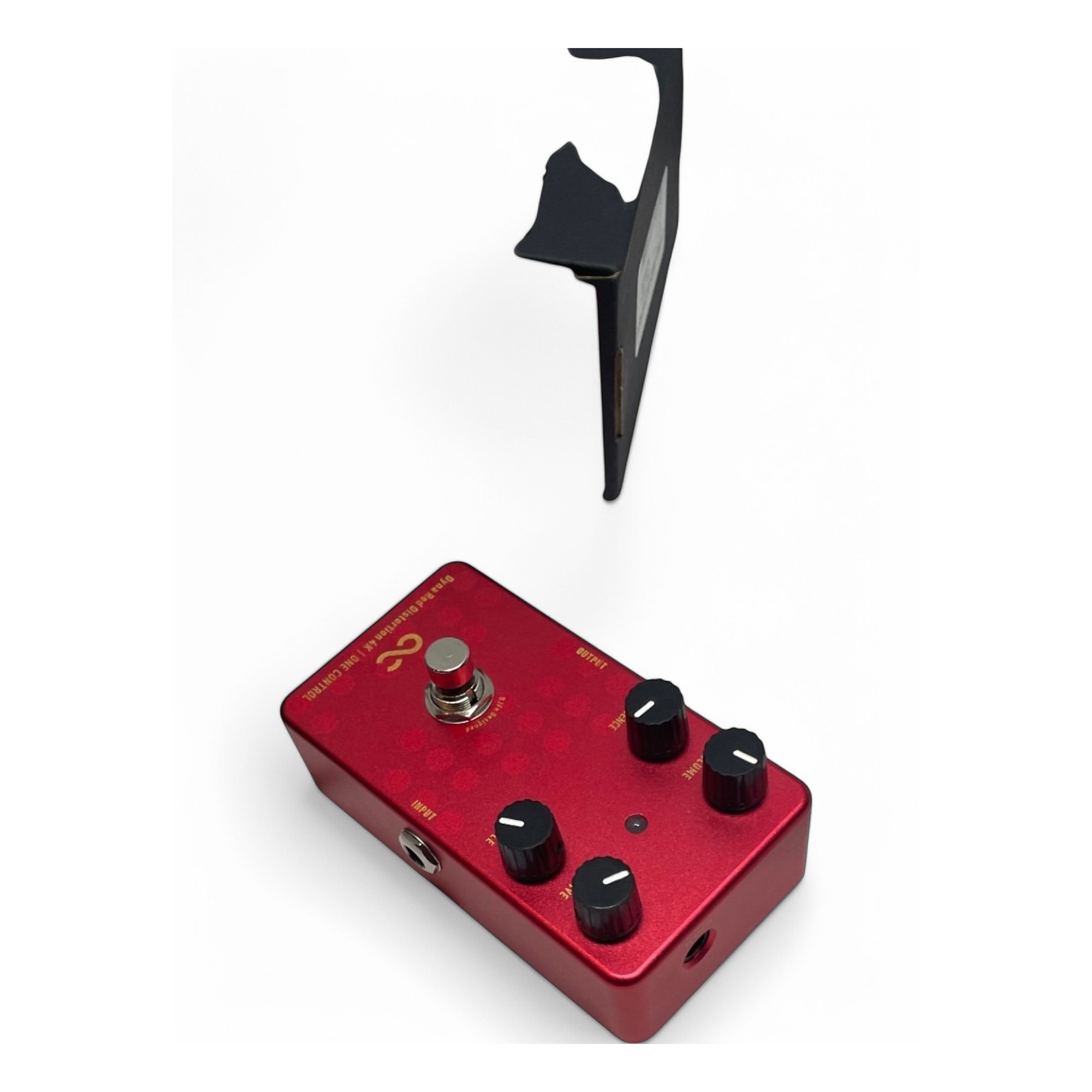 Dyna red distortion 4K Dyna Red Distortion 4K - One Control Dyna