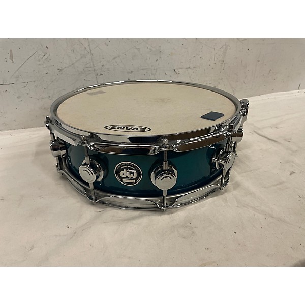 Used DW Used 2000s DW Black Badge All-Maple Snare Drum Turquoise