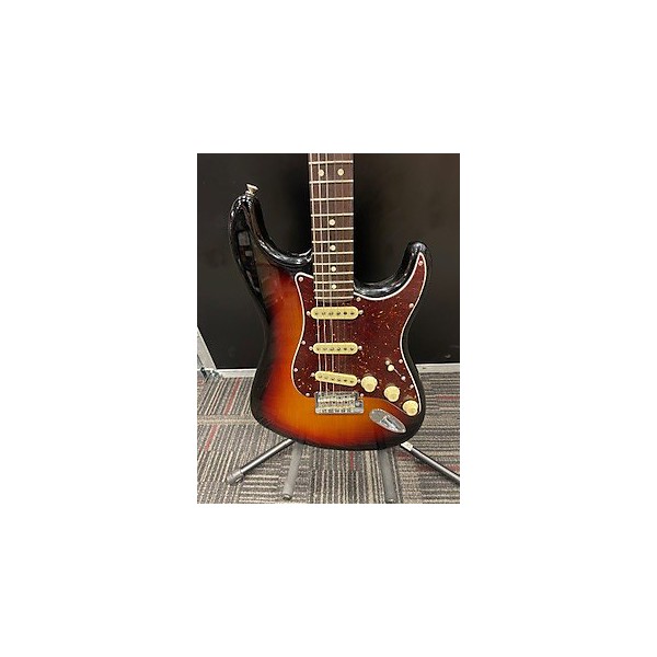 Used Fender Used Fender American Professional II Stratocaster 3 Color Sunburst Solid Body Electric Guitar