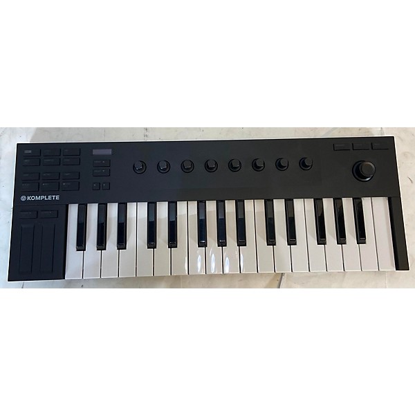 Used Native Instruments KOMPLETE KONTROL M32