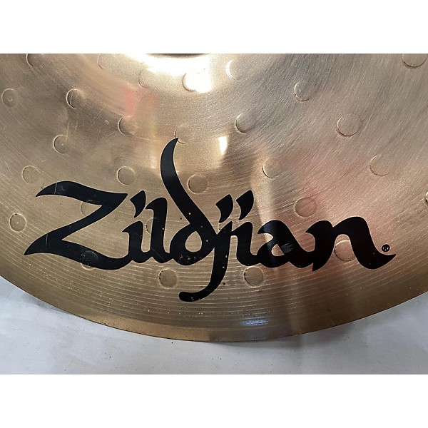 Used Zildjian Used Zildjian 16in ZBT Crash Cymbal