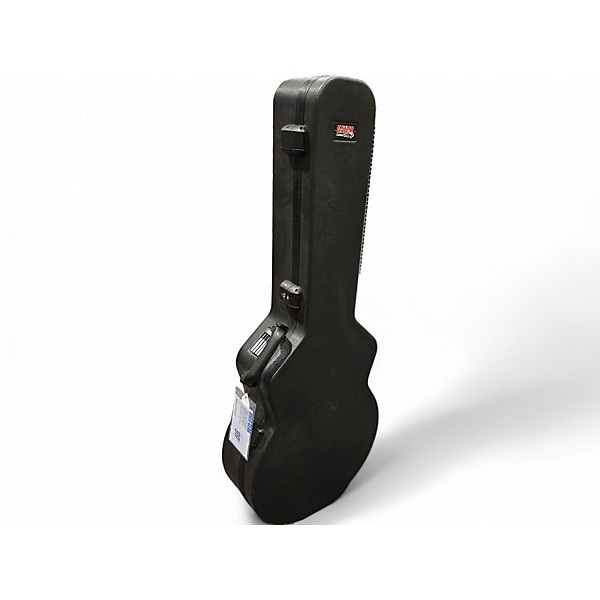 Used Gator Used Gator TSA Molded Acoustic Guitar Case Acoustic Guitar