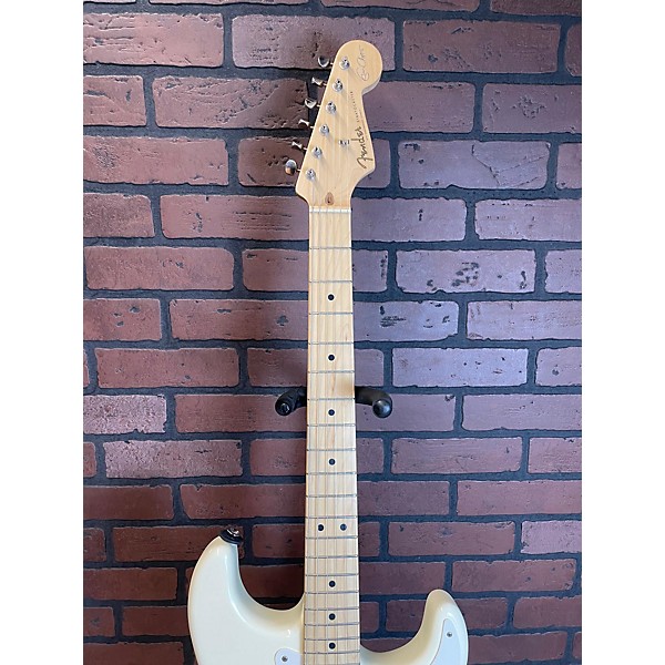 Used 2024 Fender Artist Series Eric Clapton Stratocaster Olympic White Solid Body Electric Guitar