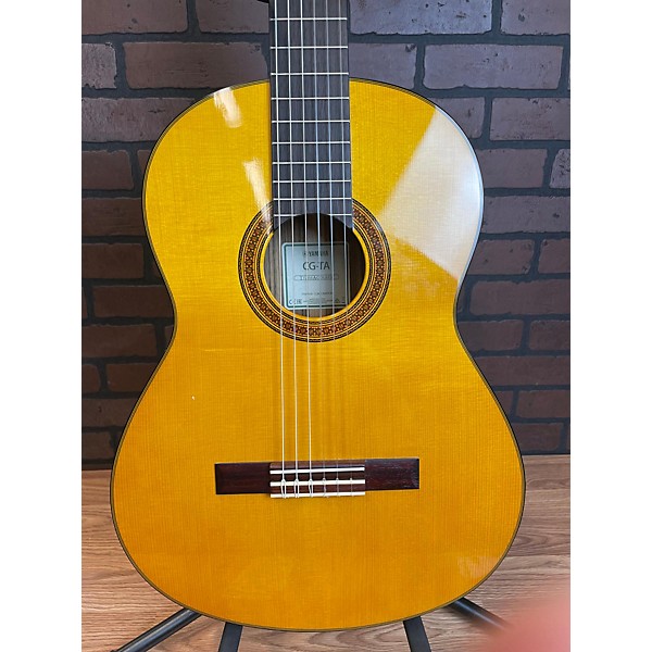 Used Yamaha Used Yamaha CGTA TransAcoustic Nylon-String Natural Acoustic Electric Guitar