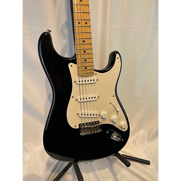 Used Fender Used Fender Artist Series Eric Clapton Stratocaster Black Solid Body Electric Guitar