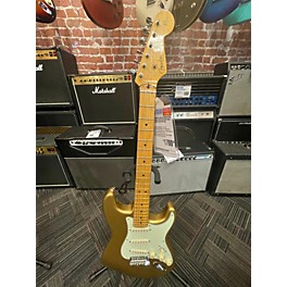 Used Fender Used Fender Lincoln Brewster Signature Stratocaster Gold Solid Body Electric Guitar