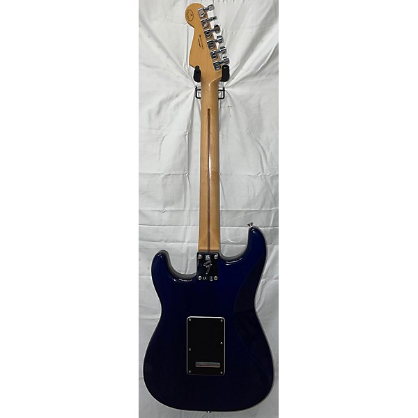 Used Fender Used Fender Player Stratocaster HSS Plus Top Blueberry Burst Solid Body Electric Guitar