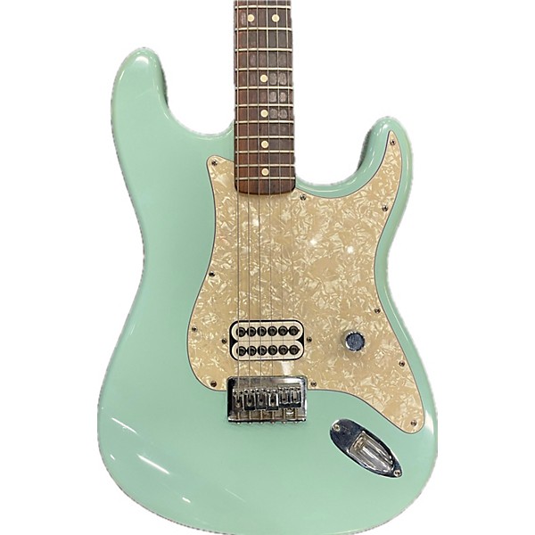 Used Fender Used 2002 Fender TOM DELONGE SIGNATURE STRATOCASTER Seafoam Green Solid Body Electric Guitar