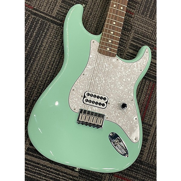 Used Fender Used Fender Tom Delonge Stratocaster Surf Green Solid Body Electric Guitar