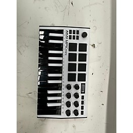 Used Akai Professional Used Akai Professional MPK Mini MIDI Controller