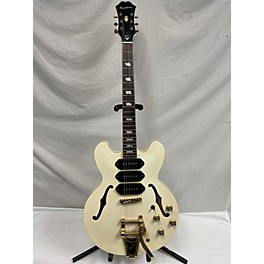 Used Epiphone Used Epiphone Riviera Custom P93 Pearl White Hollow Body Electric Guitar