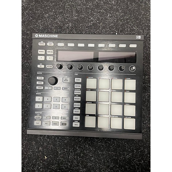 Used Native Instruments Used Native Instruments Maschine MKII MIDI Controller