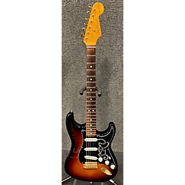 Used Fender Used Fender Artist Series Stevie Ray Vaughan Stratocaster Tobacco Sunburst Solid Body Electric Guitar