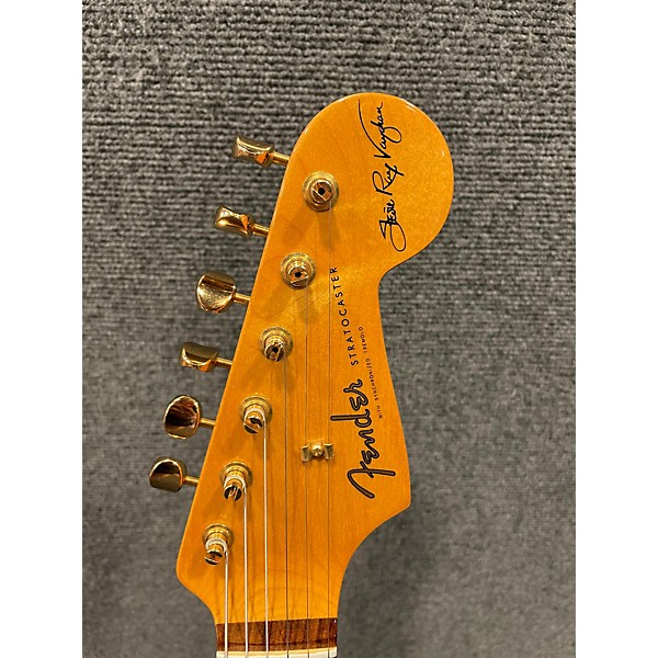 Used Fender Used Fender Artist Series Stevie Ray Vaughan Stratocaster Tobacco Sunburst Solid Body Electric Guitar