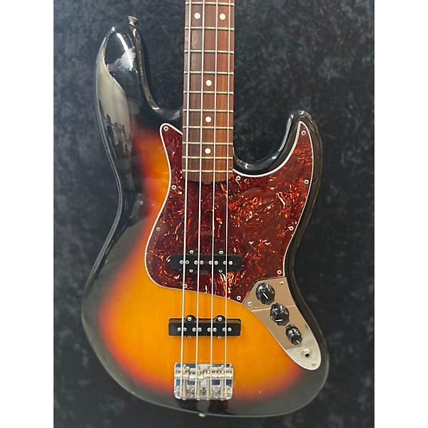 Used Fender Used Fender Player Jazz Bass 3 Color Sunburst Electric Bass Guitar