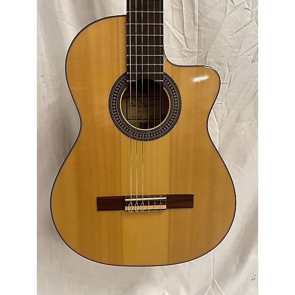 Used Manuel Raimundo Used MANUEL RAIMUNDO 630 E Natural Classical Acoustic Electric Guitar