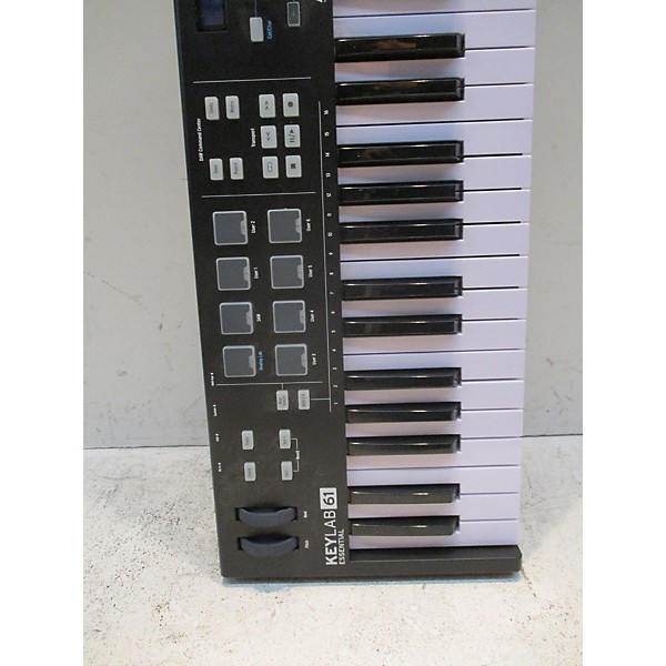 Used Arturia Used Arturia Keylab Essential 61 MIDI Controller