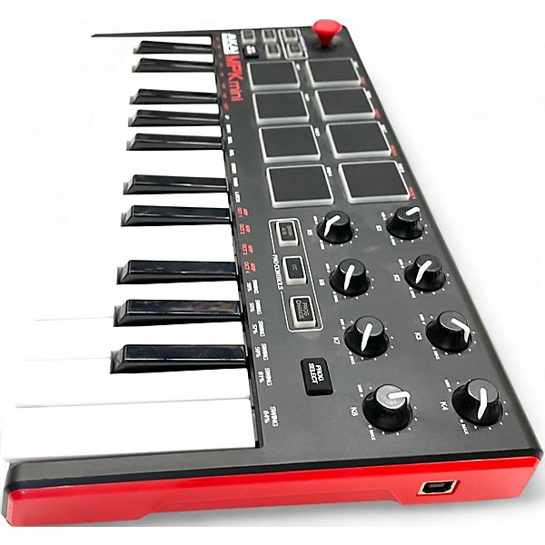 Used Akai Professional Used Akai Professional MPK Mini MIDI Controller