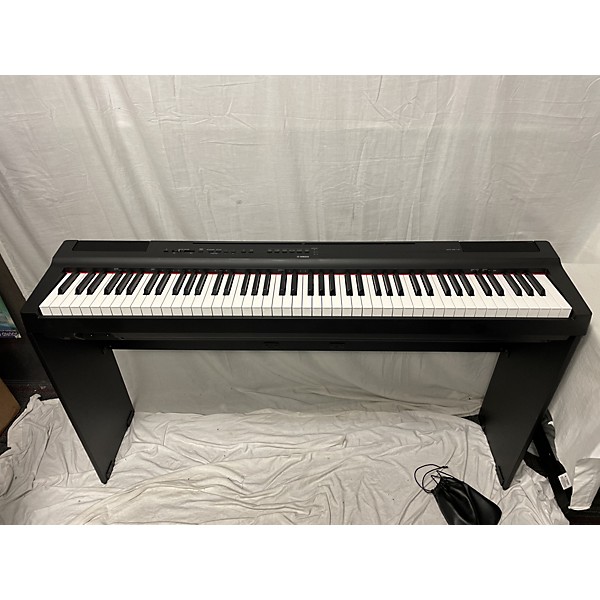 Used Yamaha P125 Digital Piano