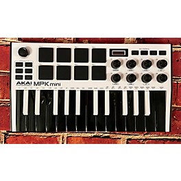 Used Akai Professional Used Akai Professional MPK Mini MIDI Controller