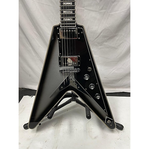 Used Epiphone Used Epiphone Brett Hinds Flying V Custom Silverburst Solid Body Electric Guitar