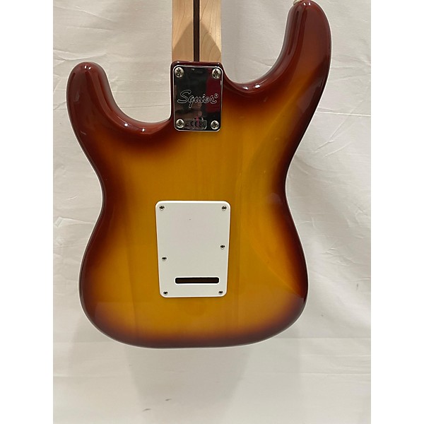 Used Used Squier Affinity Series Stratocaster FMT HSS Maple Fingerboard Sienna Sunburst Solid Body Electric Guitar