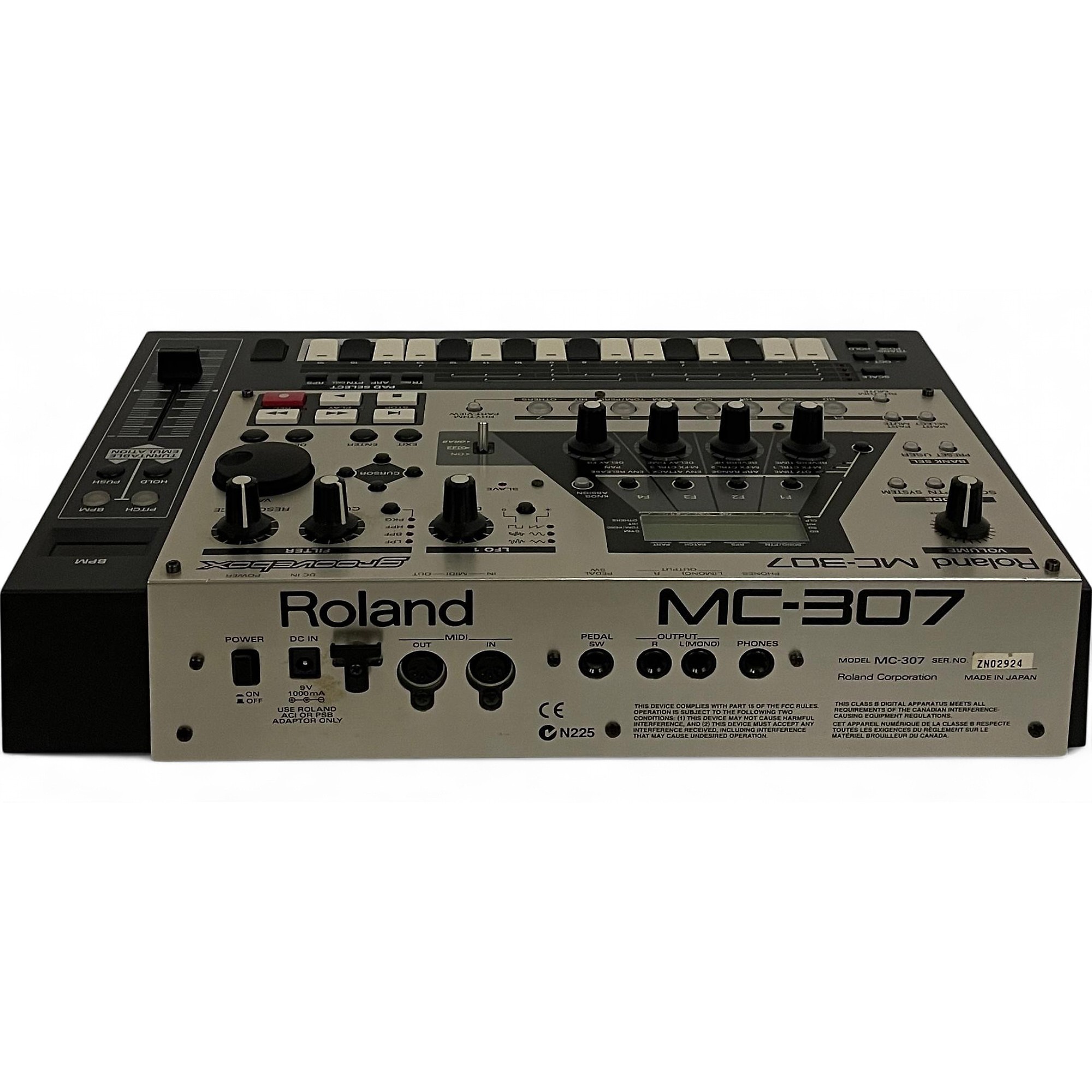 Roland MC-307 Groovebox Drum/Rhythm Machine Sequencer Used