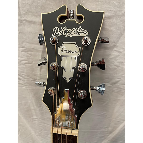 Used D'Angelico Used D'Angelico Premier Series Gramercy CS Cutaway Orchestra Natural Acoustic Guitar