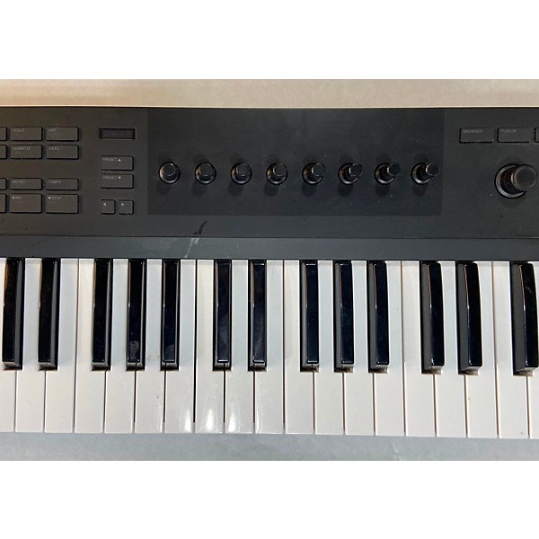 Used Native Instruments Komplete Kontrol A61 MIDI Controller