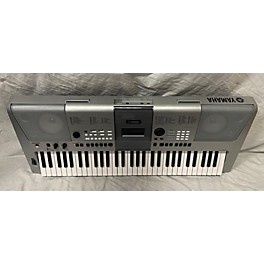 Used Yamaha Used Yamaha PSRE413 Portable Keyboard