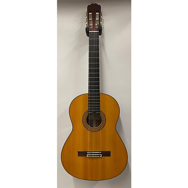 Used Takamine Used Takamine G126 Natural Classical Acoustic Guitar