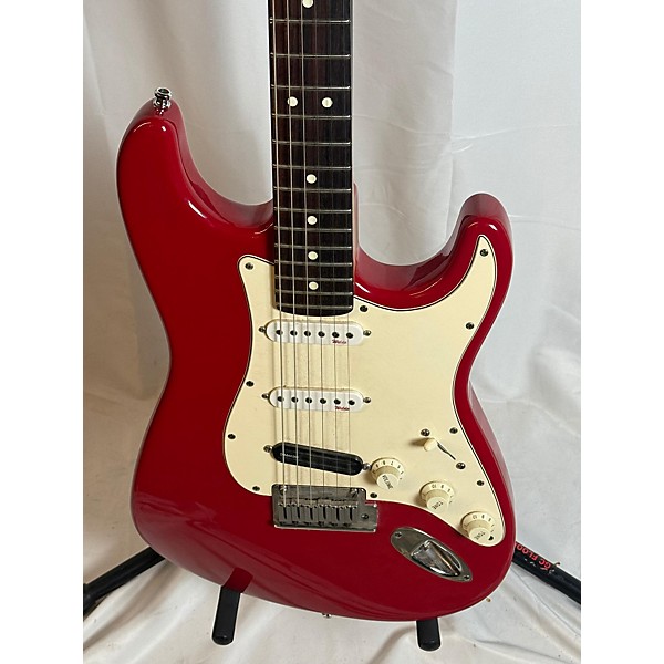 Used Fender Used Fender American Standard Stratocaster Red Solid Body Electric Guitar