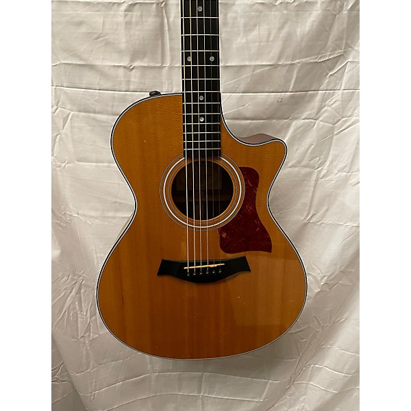 Used Taylor Used Taylor 214CE Deluxe Natural Acoustic Electric Guitar