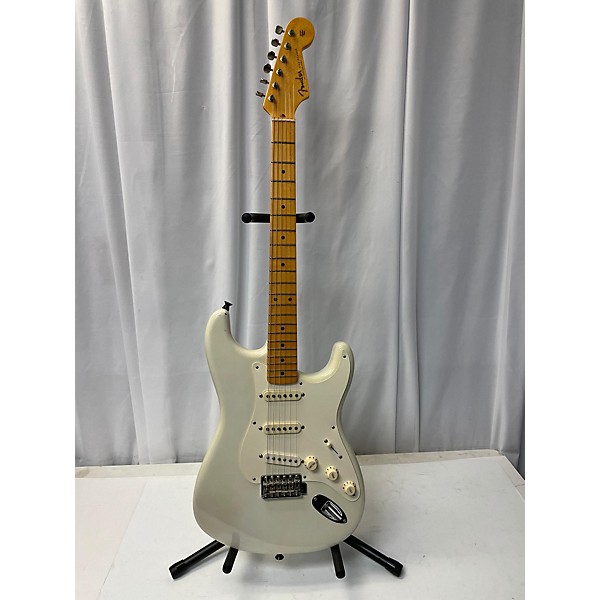 Used Fender Used Fender Artist Series Eric Johnson Stratocaster White Solid Body Electric Guitar