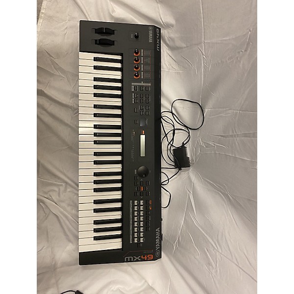 Used Yamaha Used Yamaha MX49 49 Key Keyboard Workstation